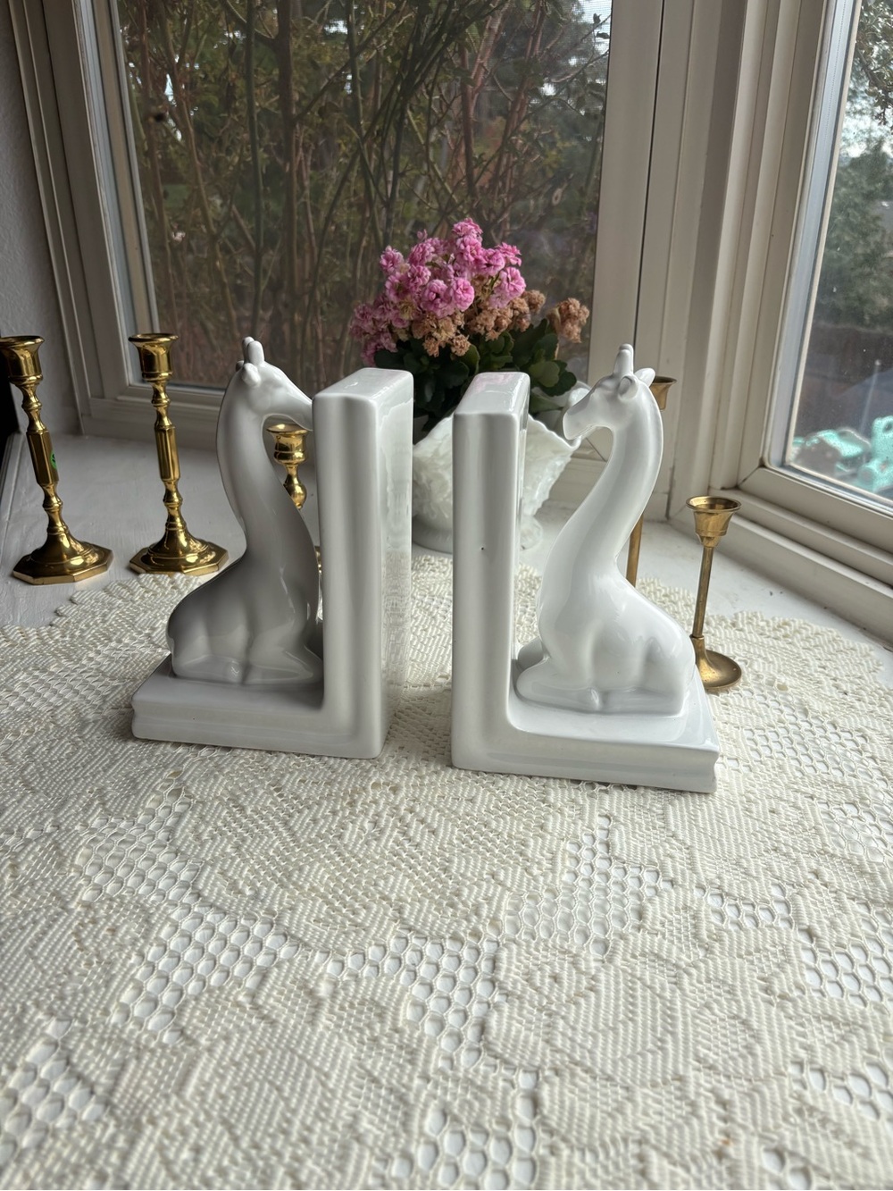 White Ceramic giraffe Bookends - Elegant Home Accent